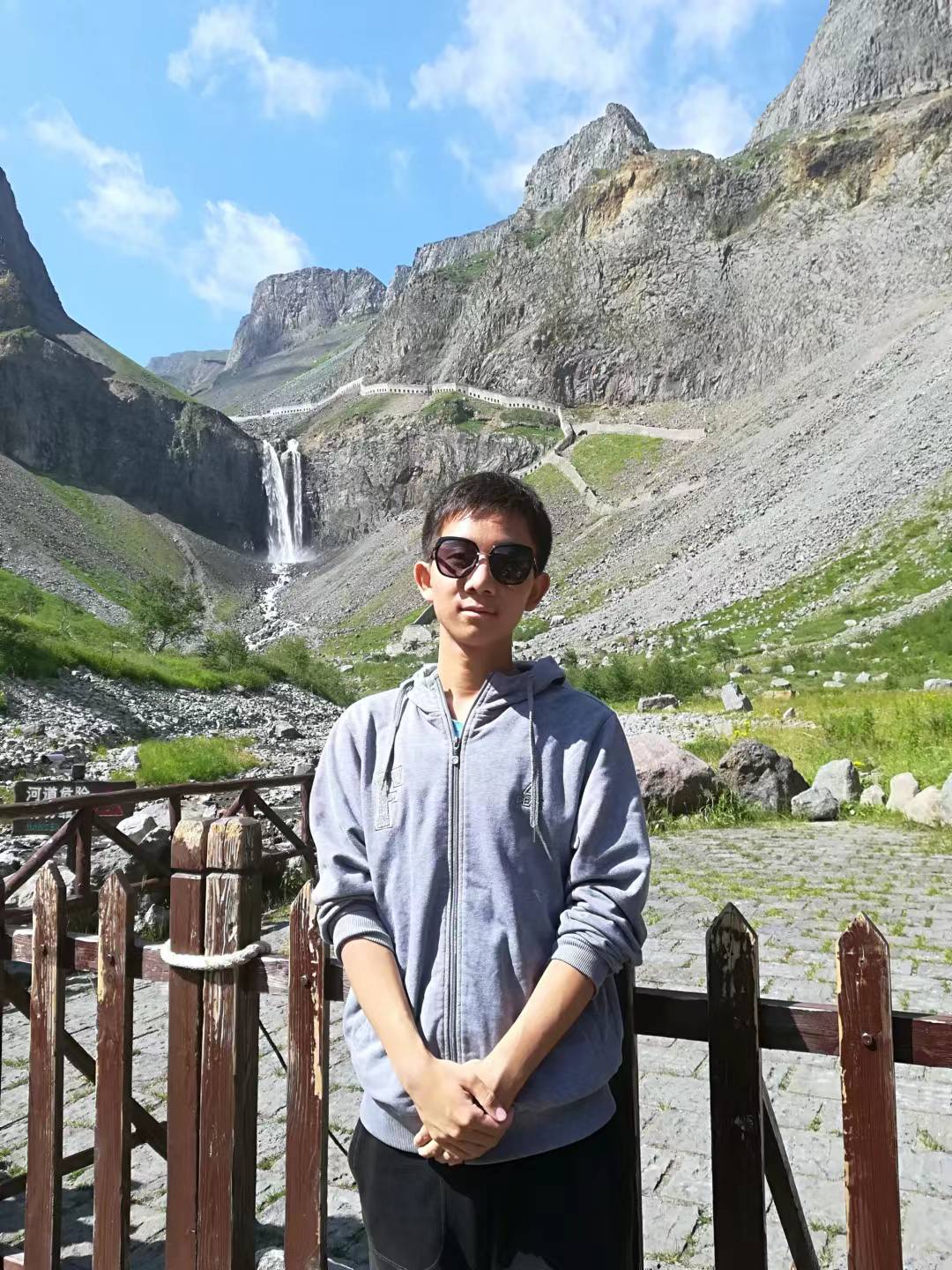 profile photo